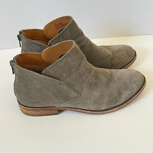KORK EASY Suede Leather Ankle Booties Chelsea Style Grey Taupe Neutral Size 7.5
